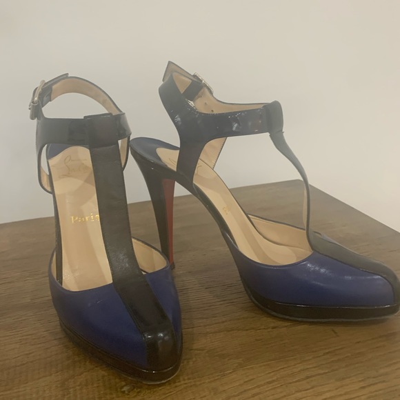 Cristian Louboutin pumps - Picture 10 of 16